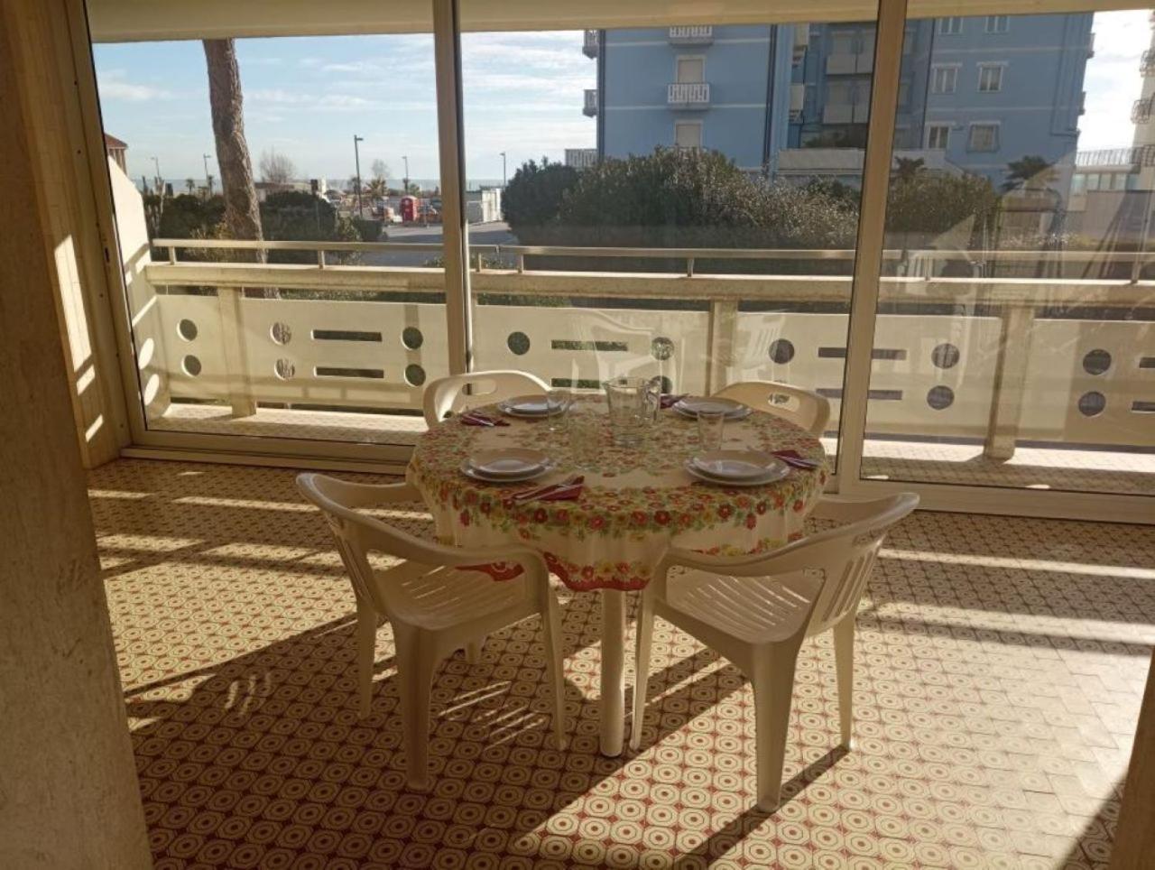 Residence Zenith Caorle Exterior foto